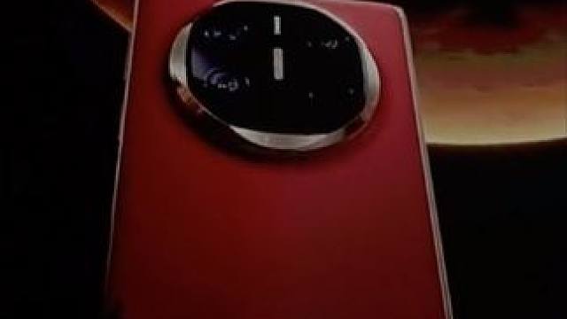 我的手蠢蠢欲动#华为展示用手机新材料吊起摩托车 #华为MateX6配置全公开 #华为MateX6正式