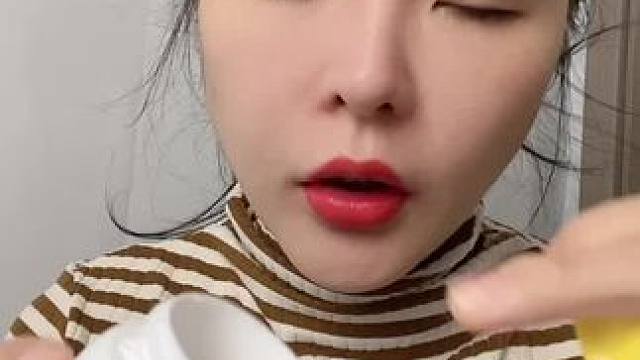 #谁懂这个视频对吃货的杀伤力 #从来没吃过这么好吃的东西 #辣得过瘾潮得够味 #此刻一位东北公主正在