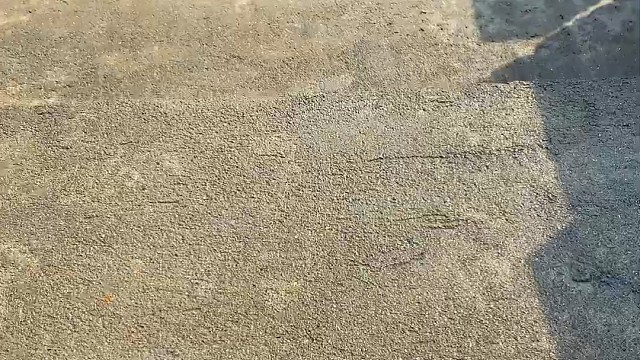 楼梯滚瓶子爆破解压时刻