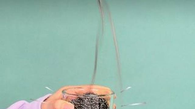 这就是能让孩子放下手机爱上学习的生活小知识，每天看一点不仅锻炼孩子逻辑思维，还能打下坚实的物理化基础