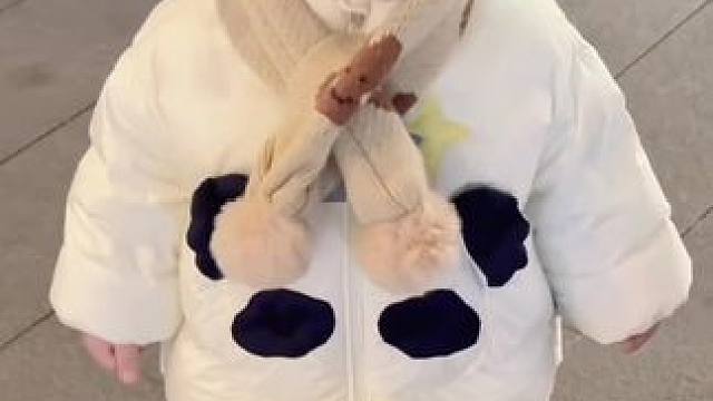 骗你生女儿#人类幼崽 #萌到爆炸了 #阔爱炸了 #超有镜头感的小女孩 #骗你生女儿