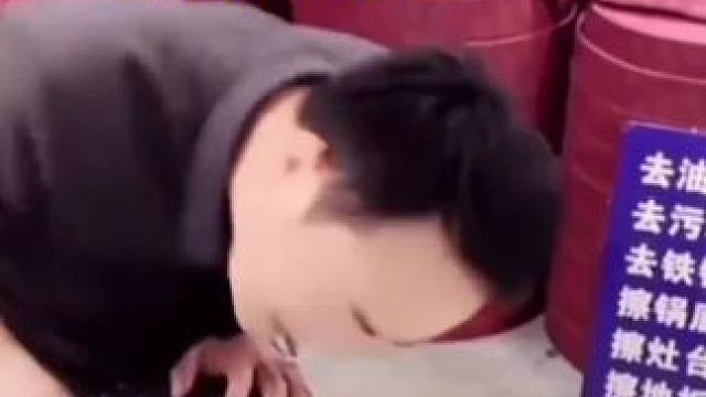 这金刚砂百洁布好用吗？#测评 #金刚砂海绵擦 #锅底黑垢怎么去除