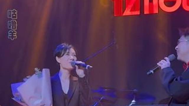 当年陪你听歌的人，还在身边吗~~ #你最珍贵 #我会送你红色玫瑰 #余超颖#孙伯纶 #余超颖带着你最