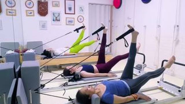 60分钟普拉提核心床让你5分钟看完，喜欢记得点赞收藏哦，喜欢口令讲解版的亲们，下方评论区留言告诉我哦