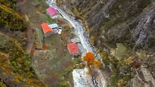 这是川西黑水县色尔古镇斯侗村的扎尔河坝和卡地河坝。应粉丝要求拍摄，两个河坝的建筑已经全部拆除了#宣传