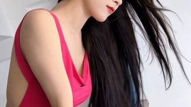 抬头看我#极品身材 #车模之家 #模特之家