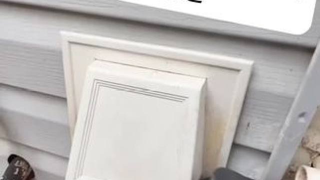 清理40年的通风管道 #国外视频分享 #清理 #通风管道