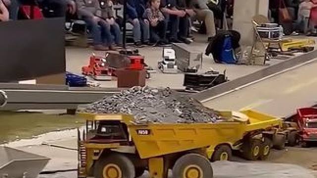 大型机械模拟施工展厅现场。 #工程车模型 #机械之美 #工程机械 #大型机械 #展厅实拍