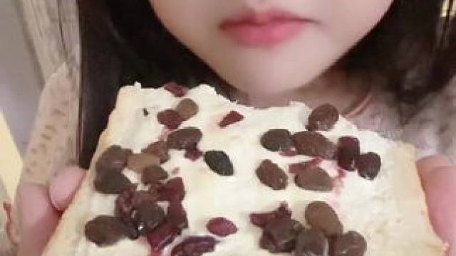 真好吃，当早餐当零食都可以 #奶盖吐司 #好吃 #零食推荐 #好物推荐 #吐司面包