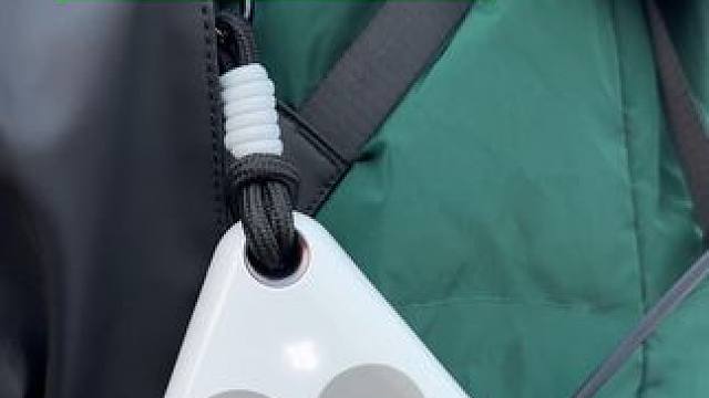 可外挂在书包上的伸缩线充电宝#脑洞范 #充电宝 #iphone #手机 #颜值好物