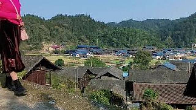 我们不穷，我们城里买的起新房，这里乡村木房是祖辈留下来的宝贵遗产，留存我们儿时的记忆！#农村生活 #