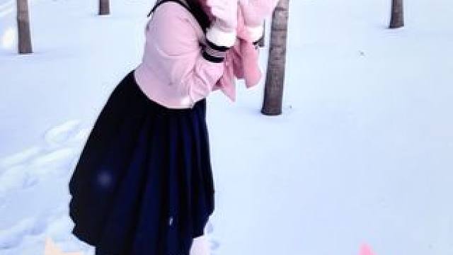 套个保暖内衣录雪景还冻嘚瑟的～ #初雪 #东北的冬天 #jk#twice#问号舞
