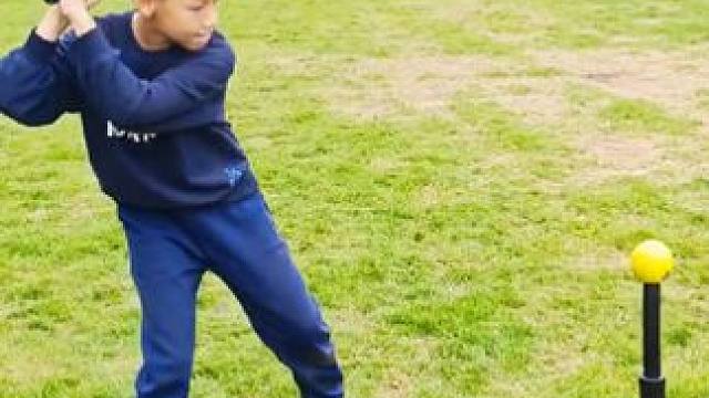 挥棒，为梦想全力出击，让汗水在球场上挥洒，定能击中成功的“本垒打”#棒球 #努力训练热爱生活