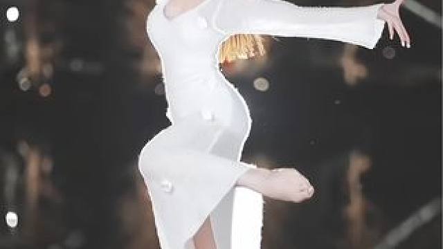 仅你可见#白狐 #傣族舞 #氛围感