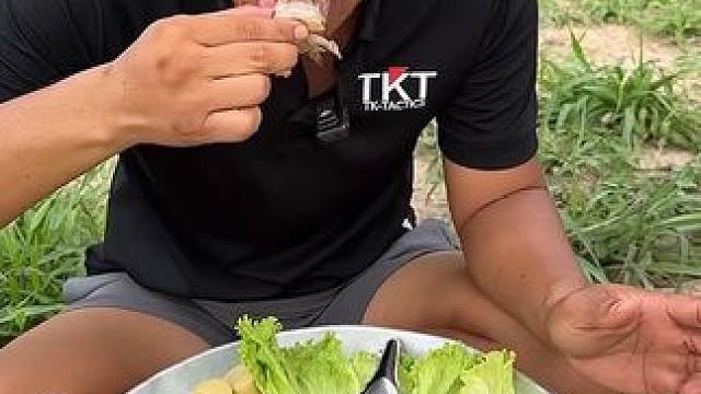 臭菜酸辣木瓜条️生呛开背大虾 #泰国美食 #户外美食 #美食 #泰国生活