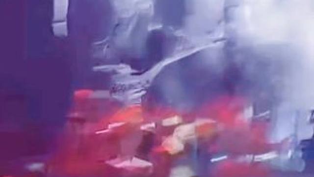 刀郎厦门凤凰体育馆演唱会2024年11月30日晚#场面壮观 #嗨翻全场 #万人合唱 #演出现场视频 