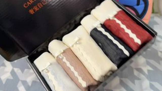 我想每个怕冷的女生都很需要这个加绒加厚高腰暖宫裤，冬天穿着暖暖的很舒服#女生必备 #加绒内裤 #这个