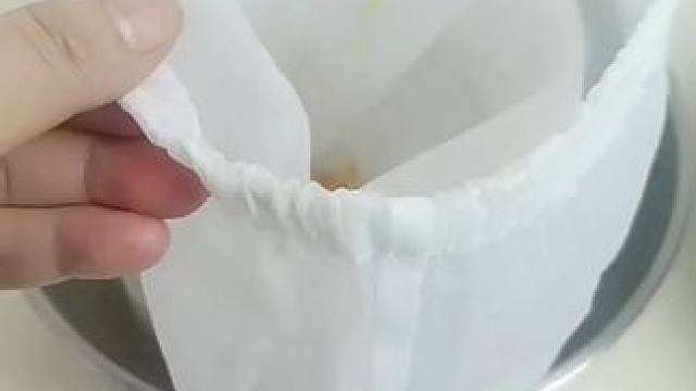 #挤馅袋 #挤馅袋挤馅布 #菜馅挤水袋 #厨房必备 #方便又实用