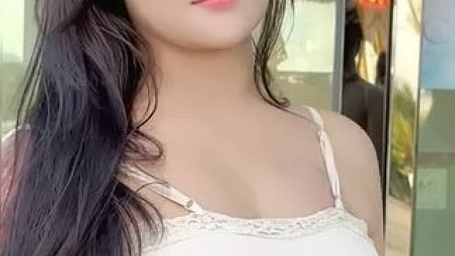 老弟我来啦！ #完美身材 #微胖女人美不美 #极品身材 #身材很哇塞 #美不美你说了算