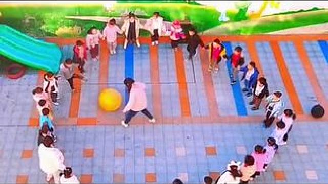 体育课堂小游戏，躲炸弹。