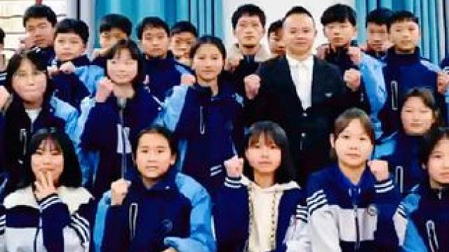 拳王进校园 拳王进校园#记录校园生活 #孩子们棒棒哒 #学生时代