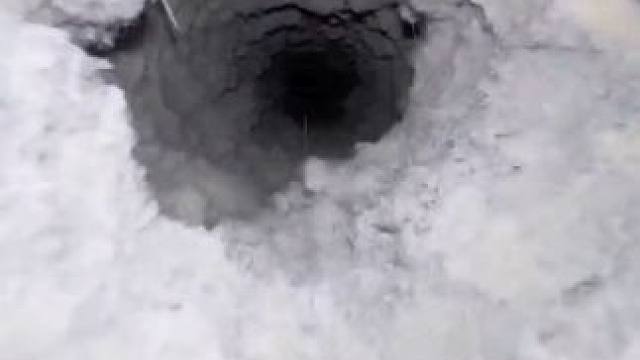 清理烘干机通风管 #烘干机#通风管道 #棉絮