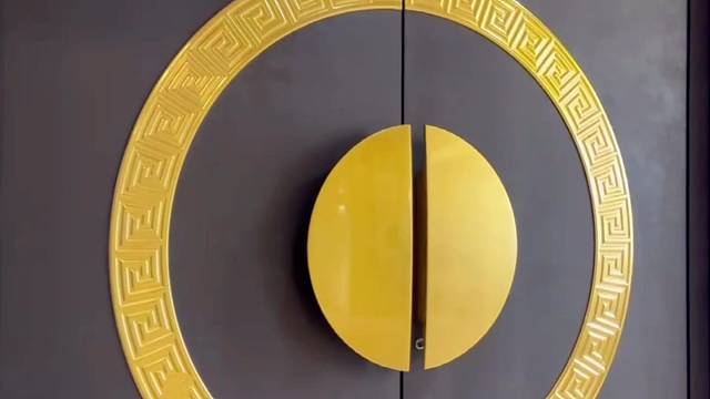 开启中式家居的经典格调#中宝天一铜门#铜门#苏州#别墅门#偏轴门