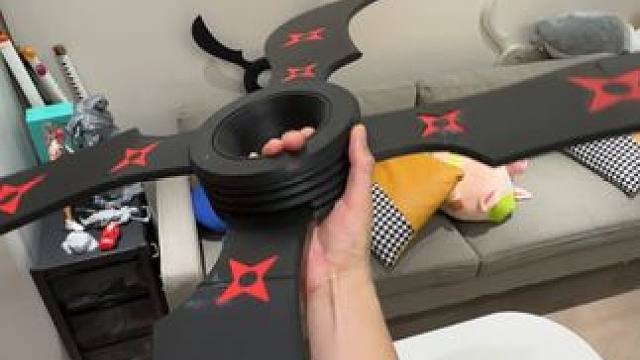 没有男生会拒绝佐助的风魔手里剑吧~ #有男生会拒绝这个玩具吗 #佐助 #火影忍者 #酷炫