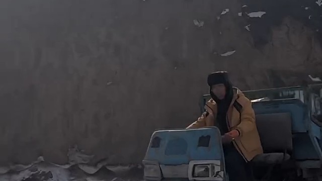 三轮车开出火箭的感觉