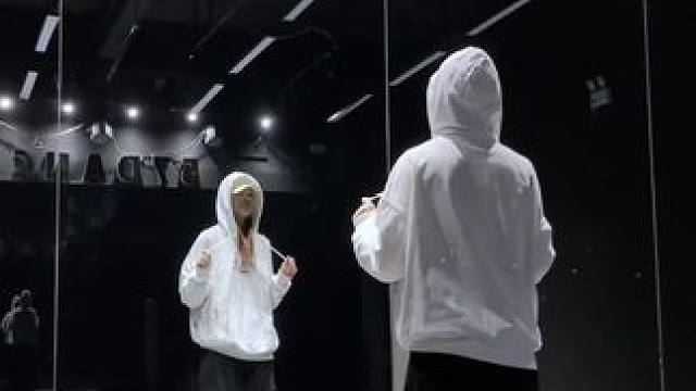 和你的他（她）跳起来～包甜的 #一学就会系列 #十二月和你的微笑一起来了 #简单