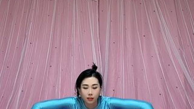 #正常瑜伽动作无不良引导 #瑜伽女孩 #一字马 #自信的女人自带光芒