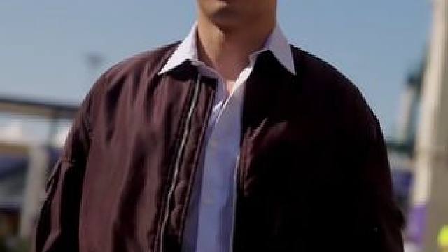 你的时尚型男小周正向你走来 请注意查收～#周冠宇 #索伯车队 #2024F1阿布扎比大奖赛 #亚斯码