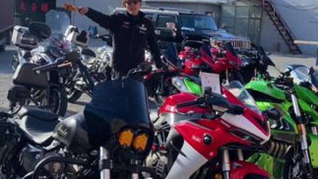 大摩托塌了，降！进来听声浪！