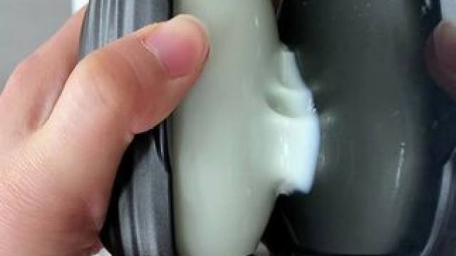 神奇的粘毛器!不仅能轻松清理头发和猫猫狗狗掉落的毛发，水一冲就干净能继续用了 #粘毛神器  #养猫人