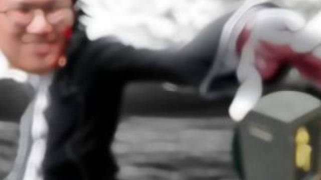 117：“保险？出货了吗？”
