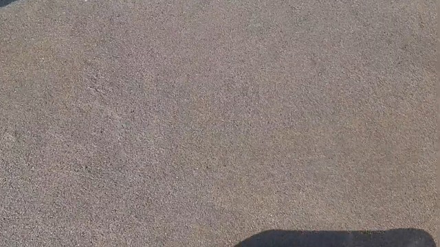 楼梯滚瓶子爆破解压时刻