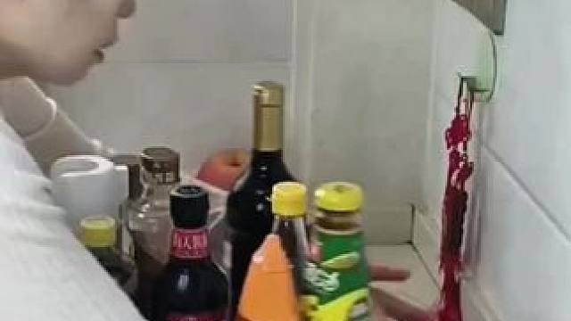 #旋转置物架再也不怕厨房乱糟糟了 #旋转置物架 #厨房好物 #方便又实用 #好东西一起分享