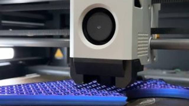 没有男生会拒绝这个巨型的飞镖吧~ #玩个很新的东西 #3d打印 #有男生会拒绝这个玩具吗