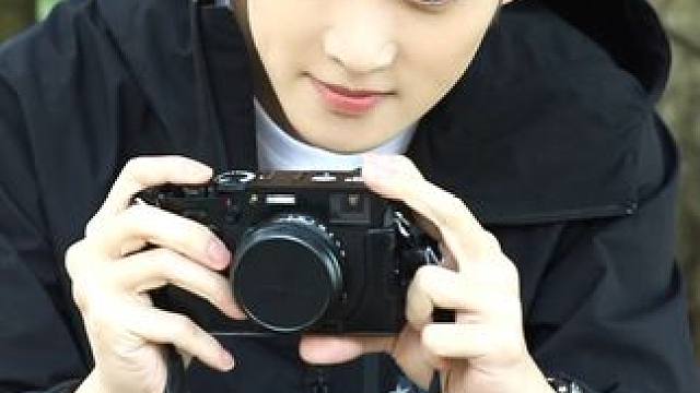 恋爱互动剧《无法抗拒的他们》 #无法抗拒的他们  这个相机我买了很多年了，听说有对象就可以一起去拍照