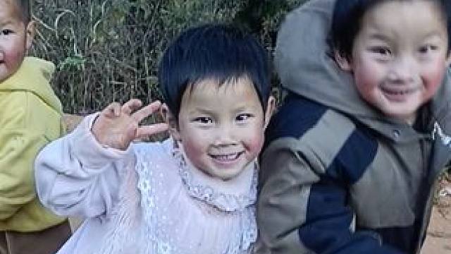 老大老二今天心情好。#内容启发搜索