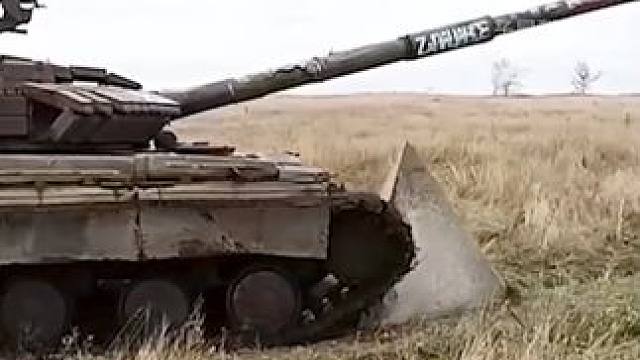 龙牙反坦克锥，撞上了瞬间动弹不得！