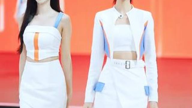 #极品车模 #美不美你们说了算 #完美身材