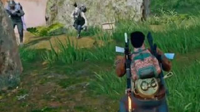 打不过就同归于尽 #绝地求生 #pubg #一穿四