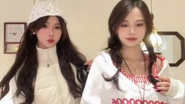 又是一年初雪 #晒出你的冬日穿搭 #初雪来了羽绒服申请出战 #我的冬日ootd #圣诞节 #冬日松绒