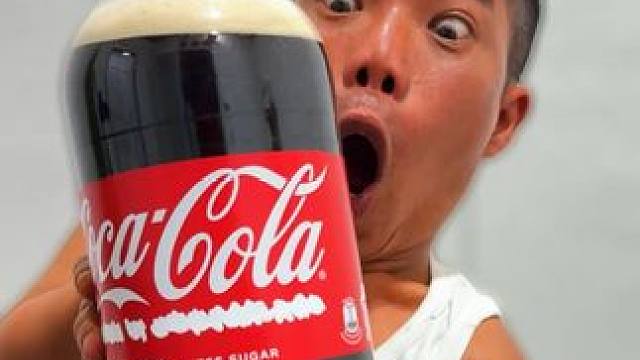 ToRung搞笑 我想知道那个小瓶怎么放进去的
#搞笑#搞笑视频 #解压