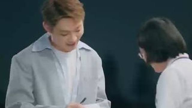 #深大送给考研人的一场惊喜live 一研为定，大家肯定都金榜题名~