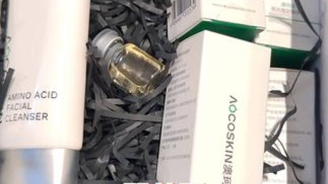 换季红红，敏肌福音！一支用三天，科技感十足～富婆姐妹们明天直播间见！#自用好物分享 #好皮肤养出来