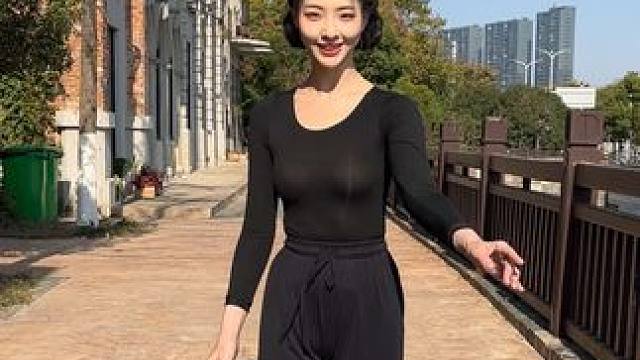 #卡点 #运镜 #傣族舞 #舞蹈翻跳 帅起来了！