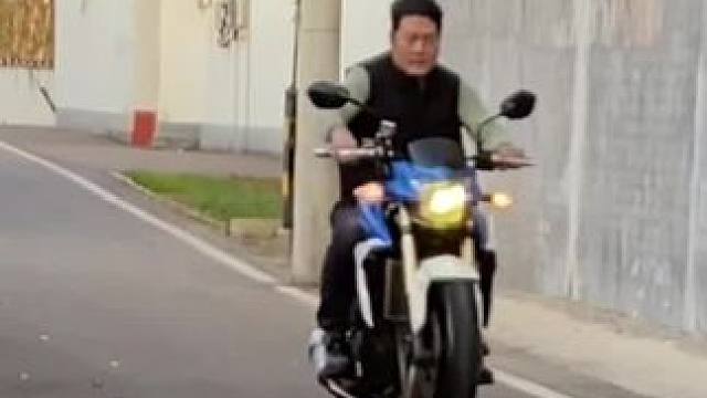 今日试驾车型：铃木GSR750小龅牙！来吧一起感受下它的魅力！ #微山湖文武机车俱乐部 #铃木小龅牙