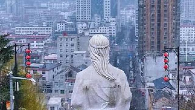 雪中的洛哈顿有多美 #旅行推荐官 #洛哈顿 #兰哈顿时装周申请出战 #下雪了 #我的城市由我拍